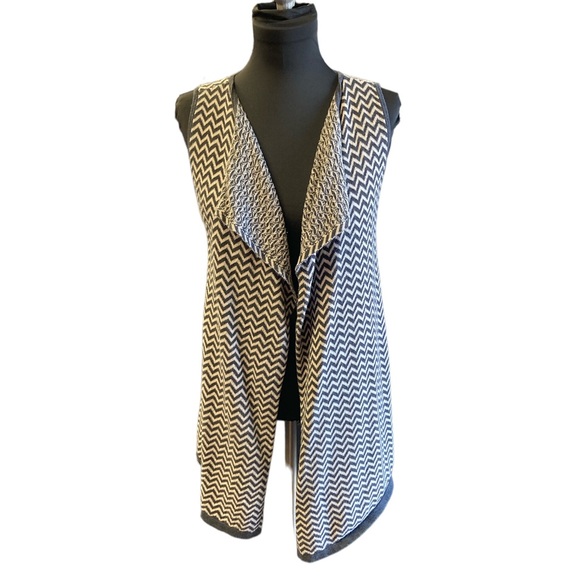 Ann Taylor Chevron Sweater Vest - Picture 1 of 6